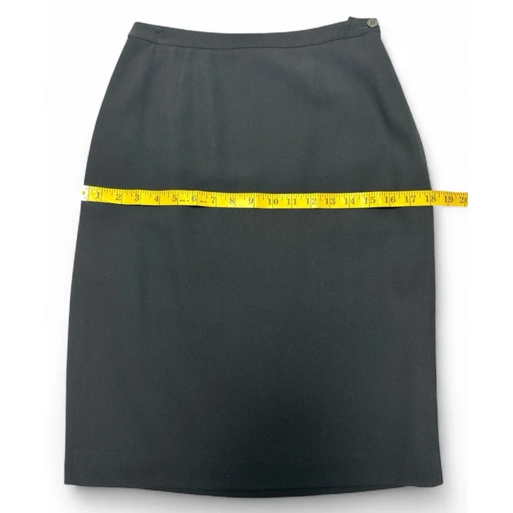 Giorgio‎ Armani Black Straight Skirt IT 42 / US 4 – Below Knee Length